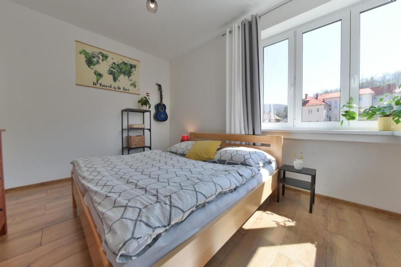 Big 75M2 Next To Opera Building In Direct Centrum, Air-Conditioned, Balcony, 24H Self Checking Banská Bystrica Extérieur photo